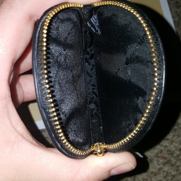 Michael Kors Key Charms Mini Canteen Coin purse. - Picture 5 of 7